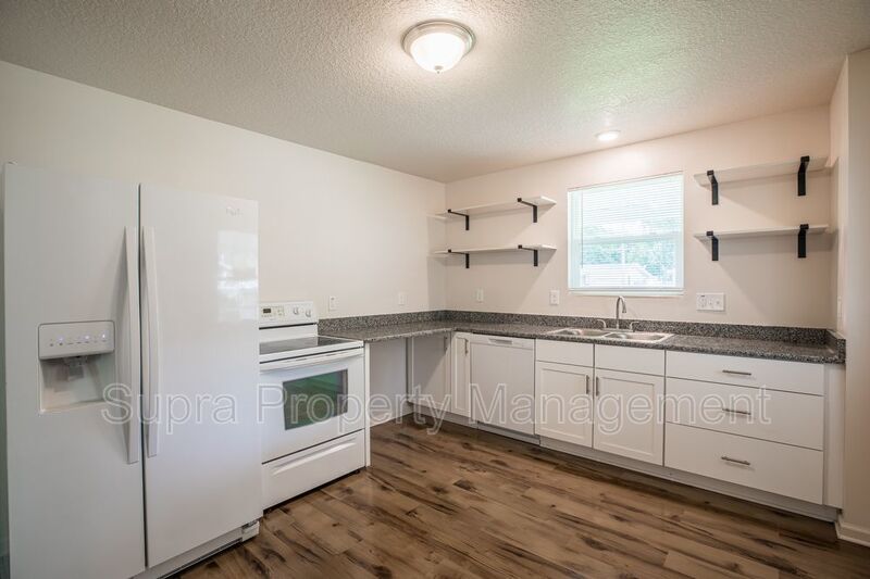 Cedar Hills Estates property image