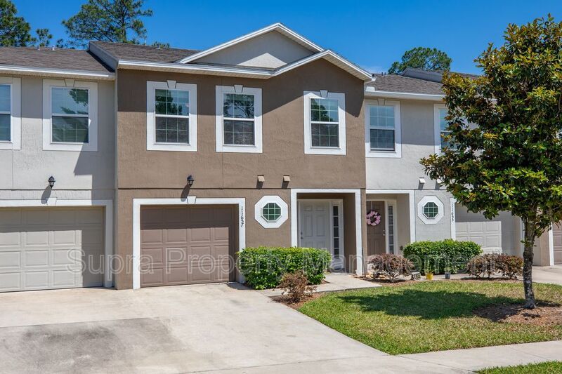 Very nice townhome near River City Market Place property image