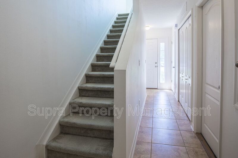 Very nice townhome near River City Market Place property image
