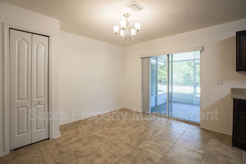 Very nice townhome near River City Market Place property image