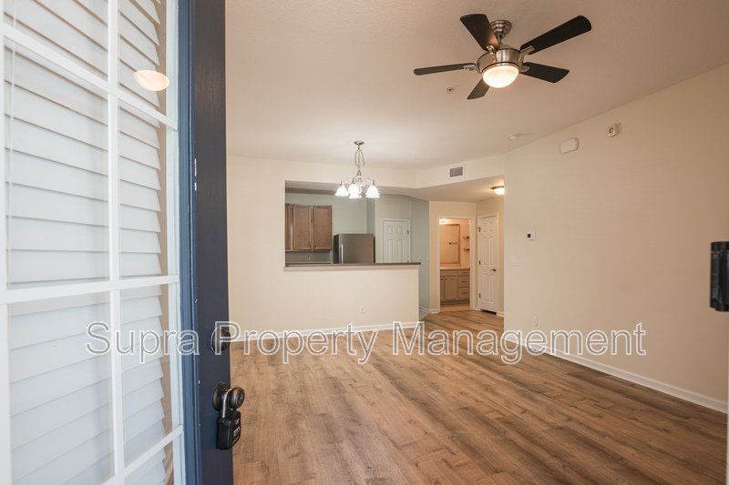 Adorable updated 1st floor condo property image
