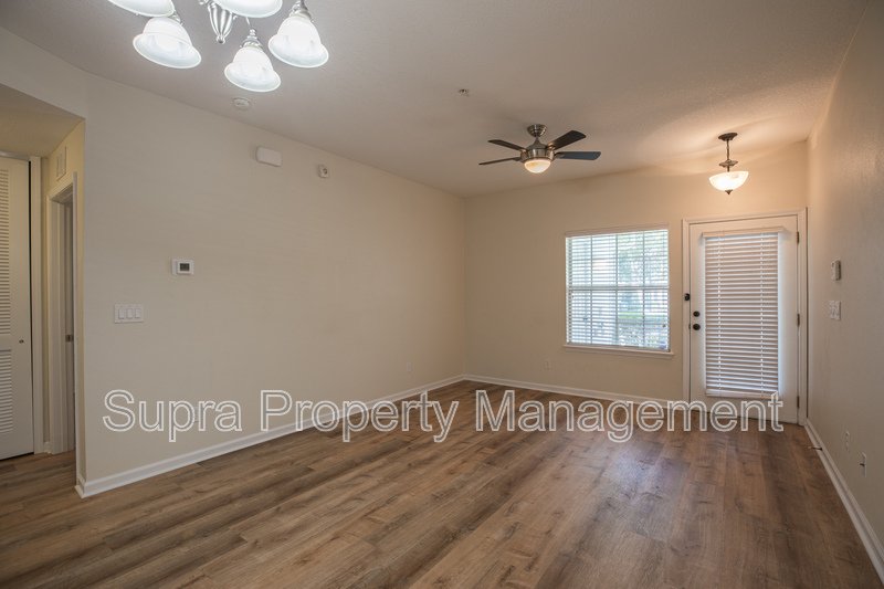 Adorable updated 1st floor condo property image