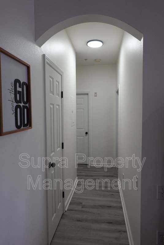 Renovated Condo in Stone Bridge property image