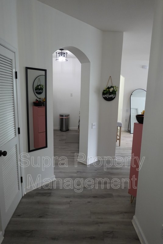 Renovated Condo in Stone Bridge property image