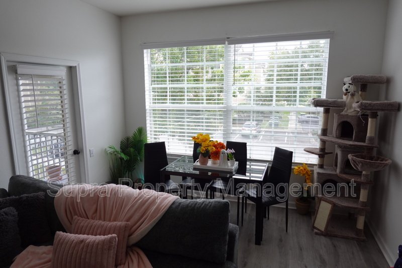 Renovated Condo in Stone Bridge property image