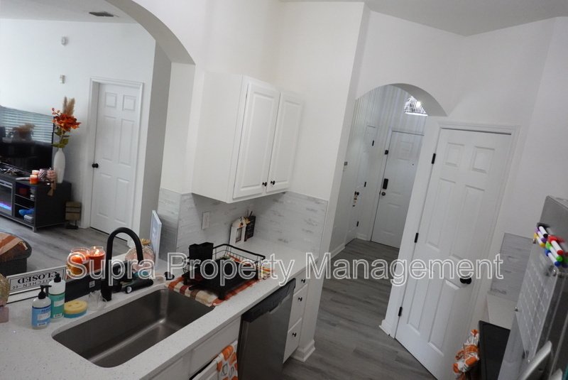 Renovated Condo in Stone Bridge property image