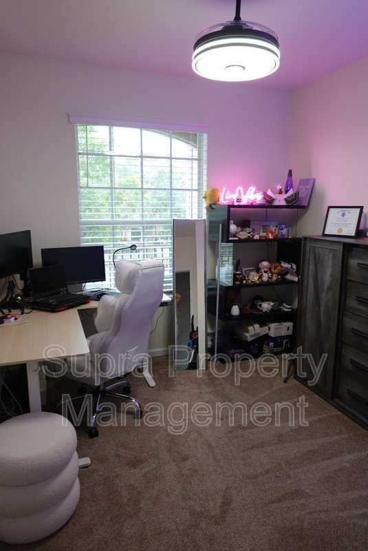 Renovated Condo in Stone Bridge property image