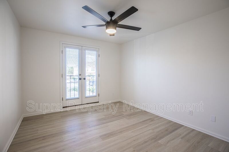 Walking distance to beach! property image