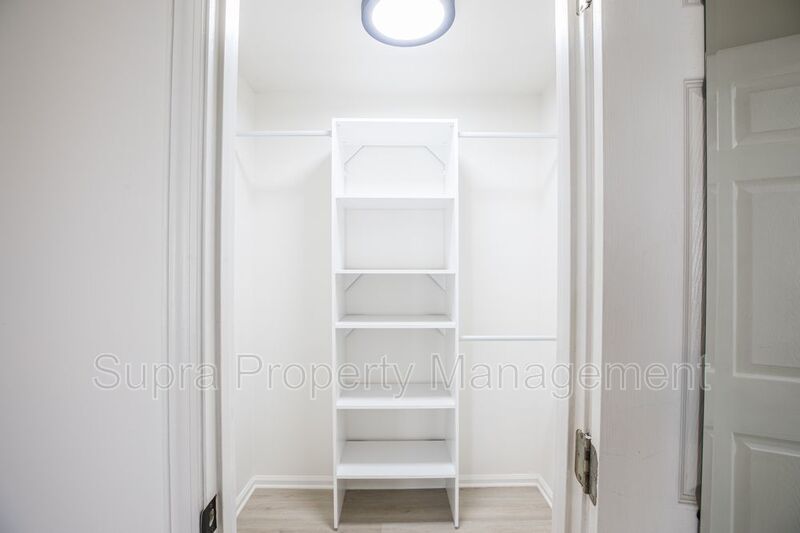 Walking distance to beach! property image