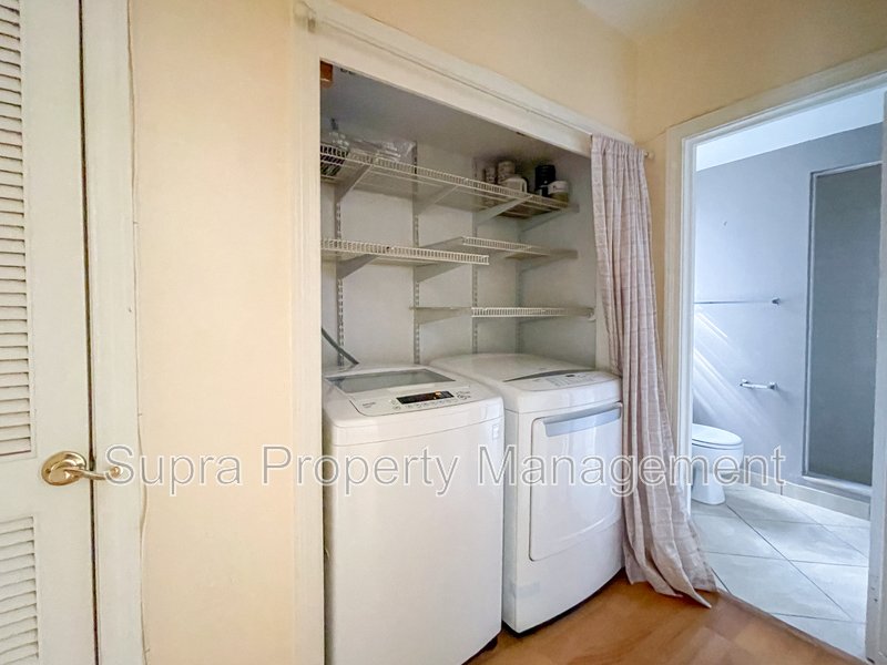 Charming Condo in Historic San Marco with River Views property image