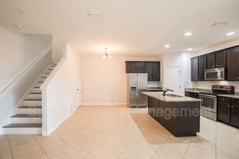 Hawk's Landing property image