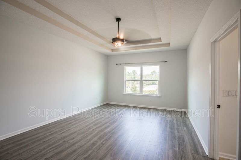 Hawk's Landing property image