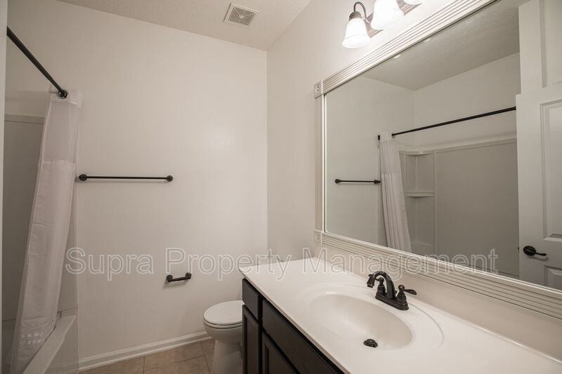 Hawk's Landing property image