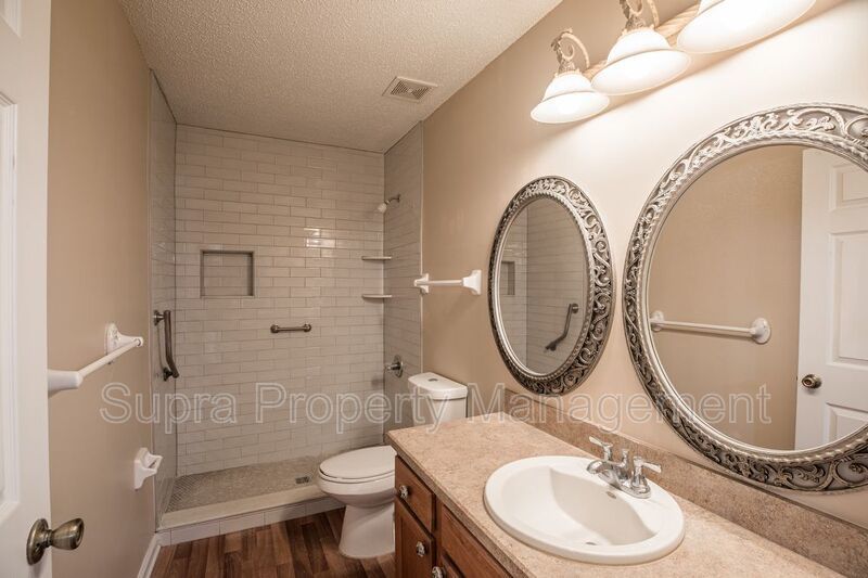 1456 Ellis Trace Drive West property image