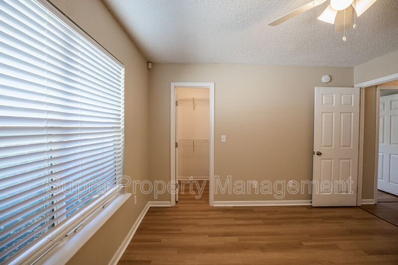 1456 Ellis Trace Drive West property image