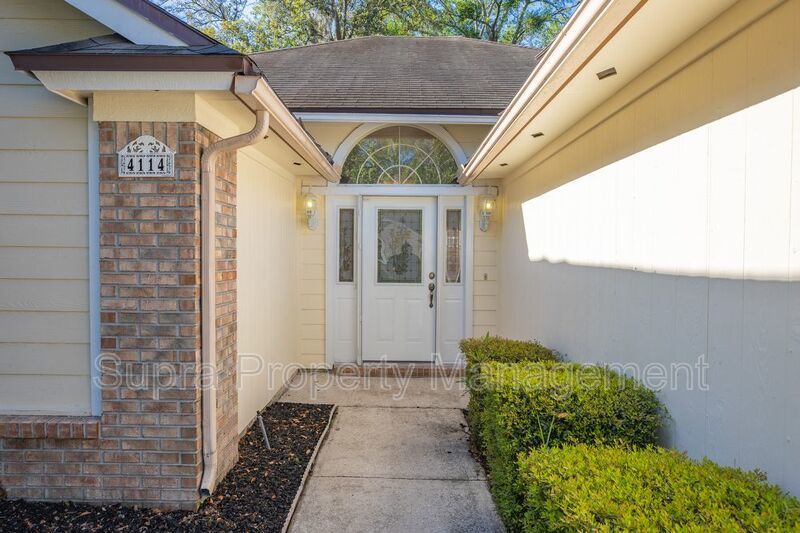 Mandarin Location property image
