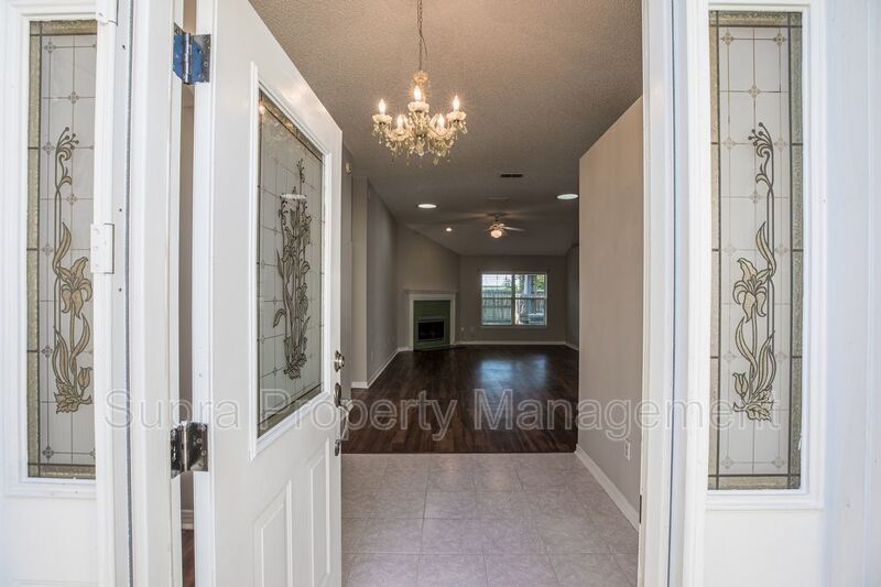 Mandarin Location property image