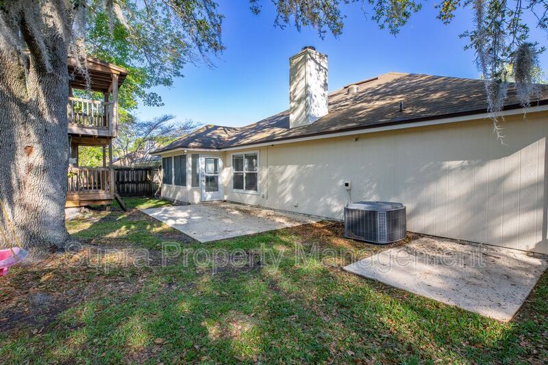 Mandarin Location property image