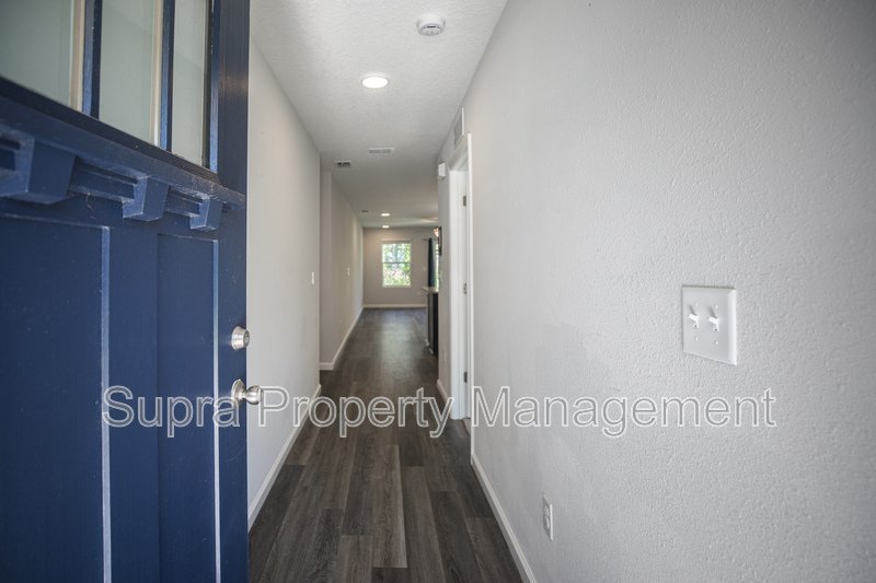 Close to River City Marketplace property image