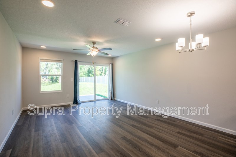 Close to River City Marketplace property image