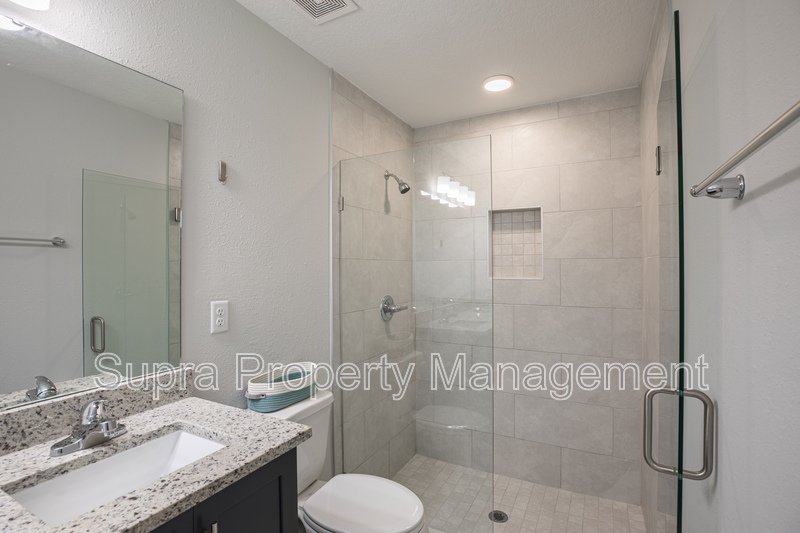 Close to River City Marketplace property image
