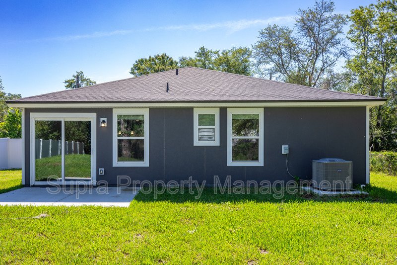 Close to River City Marketplace property image