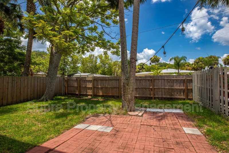 Less than a mile to the beach!! property image